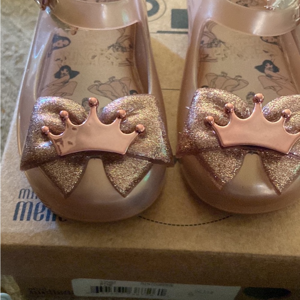 Mini Melissa - Picture 2 of 4
